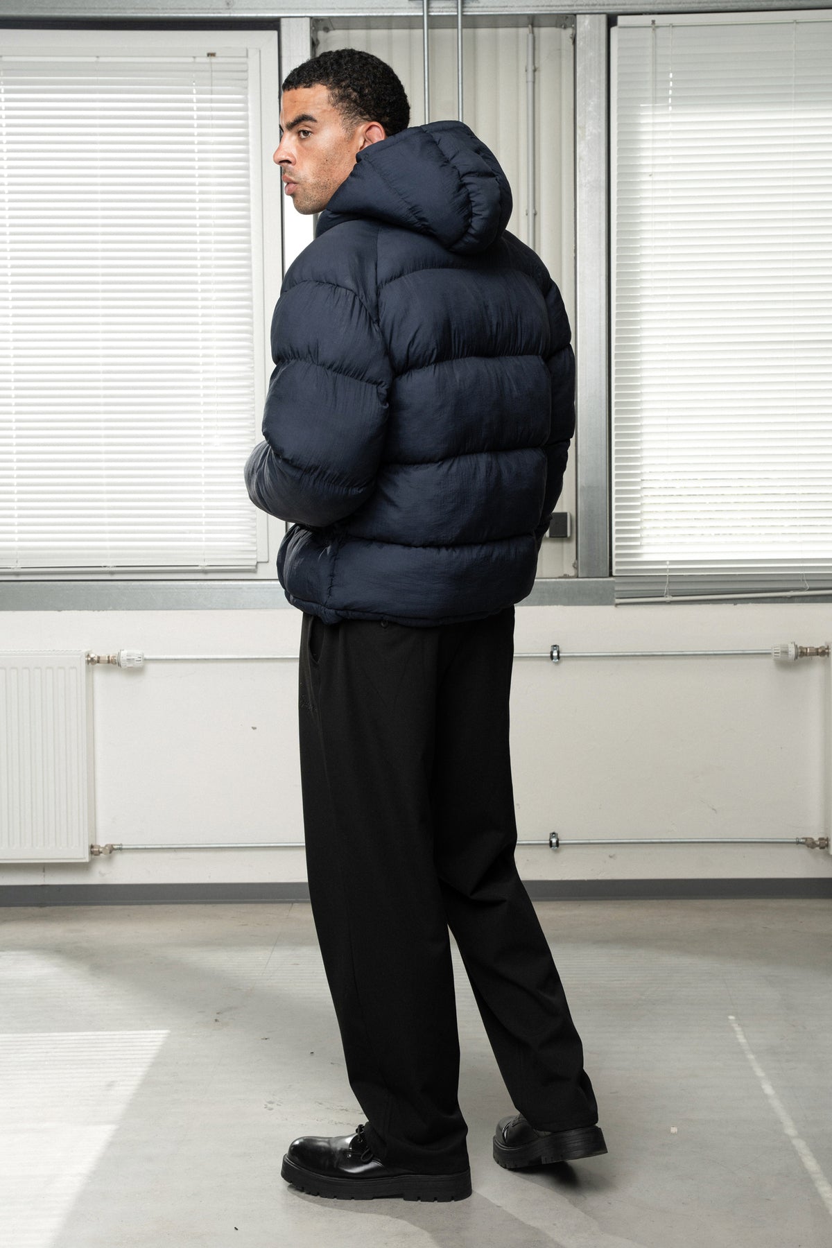 Signature Puffer Dark Navy