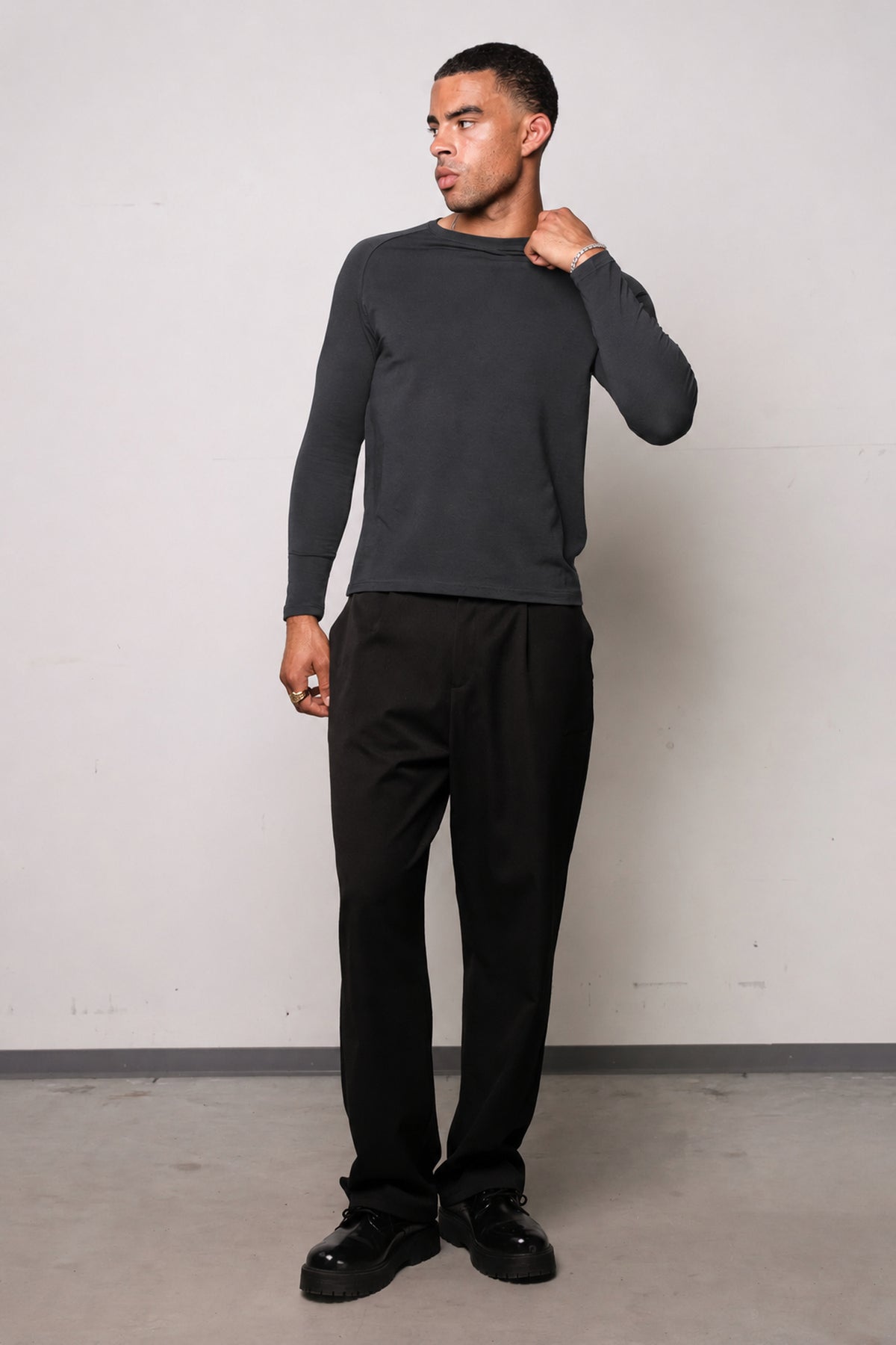 Raglan Slim Longsleeve