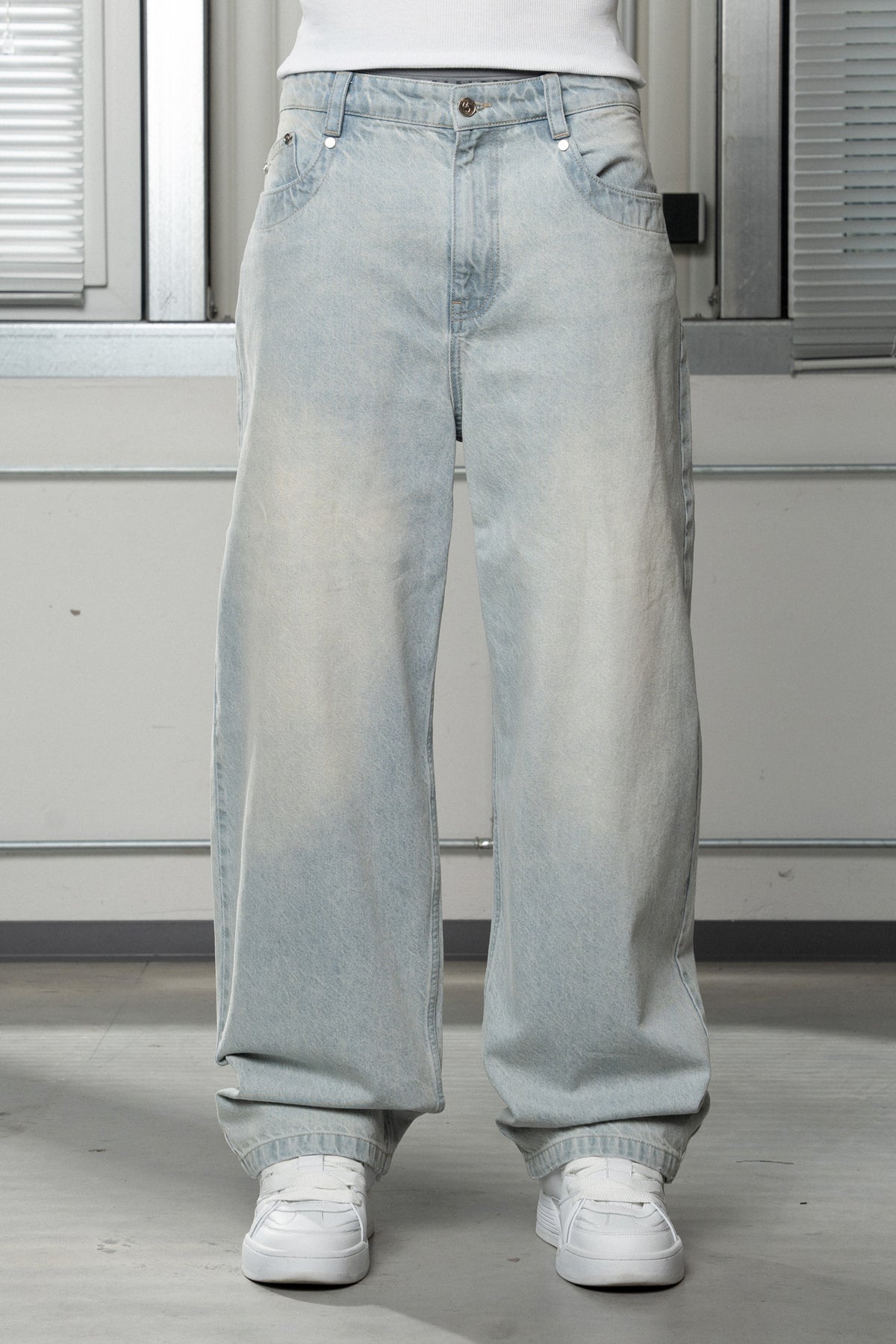 Washed Wide Denim