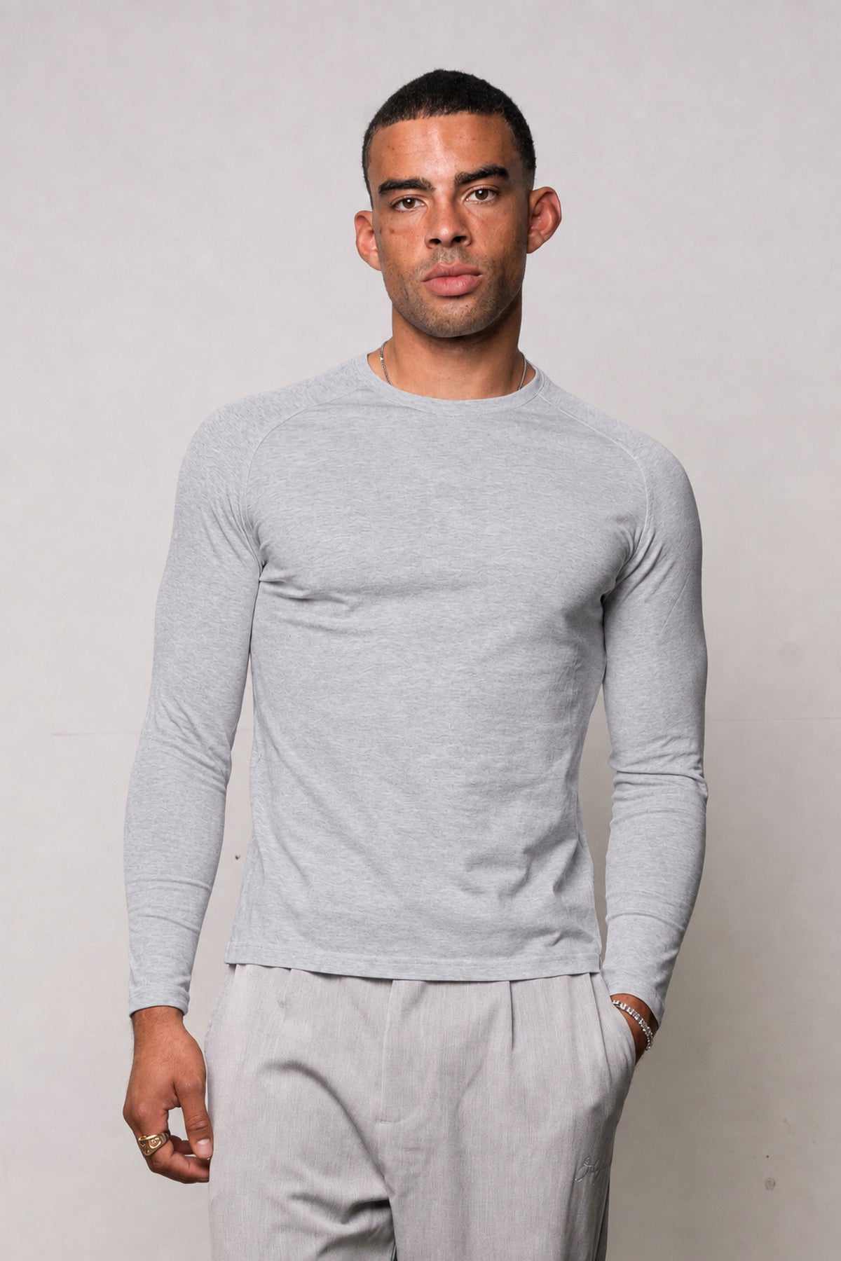 Raglan Slim Longsleeve