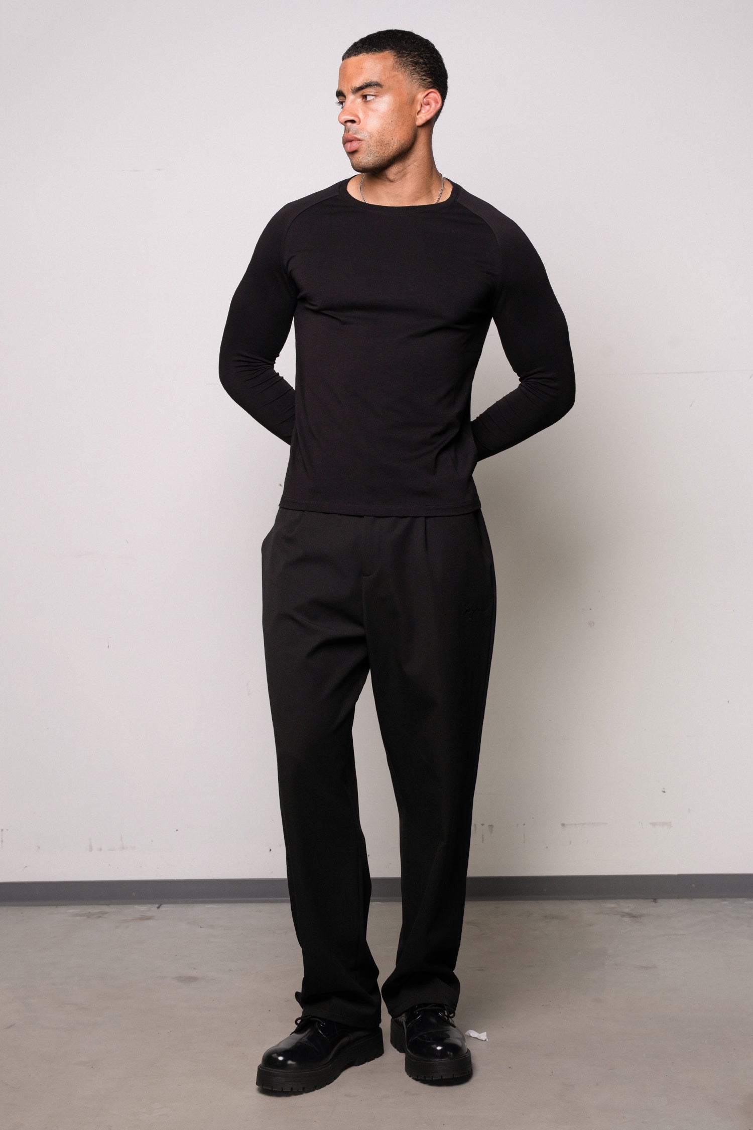 Raglan Slim Longsleeve